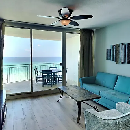 Aqua #606 Apartment